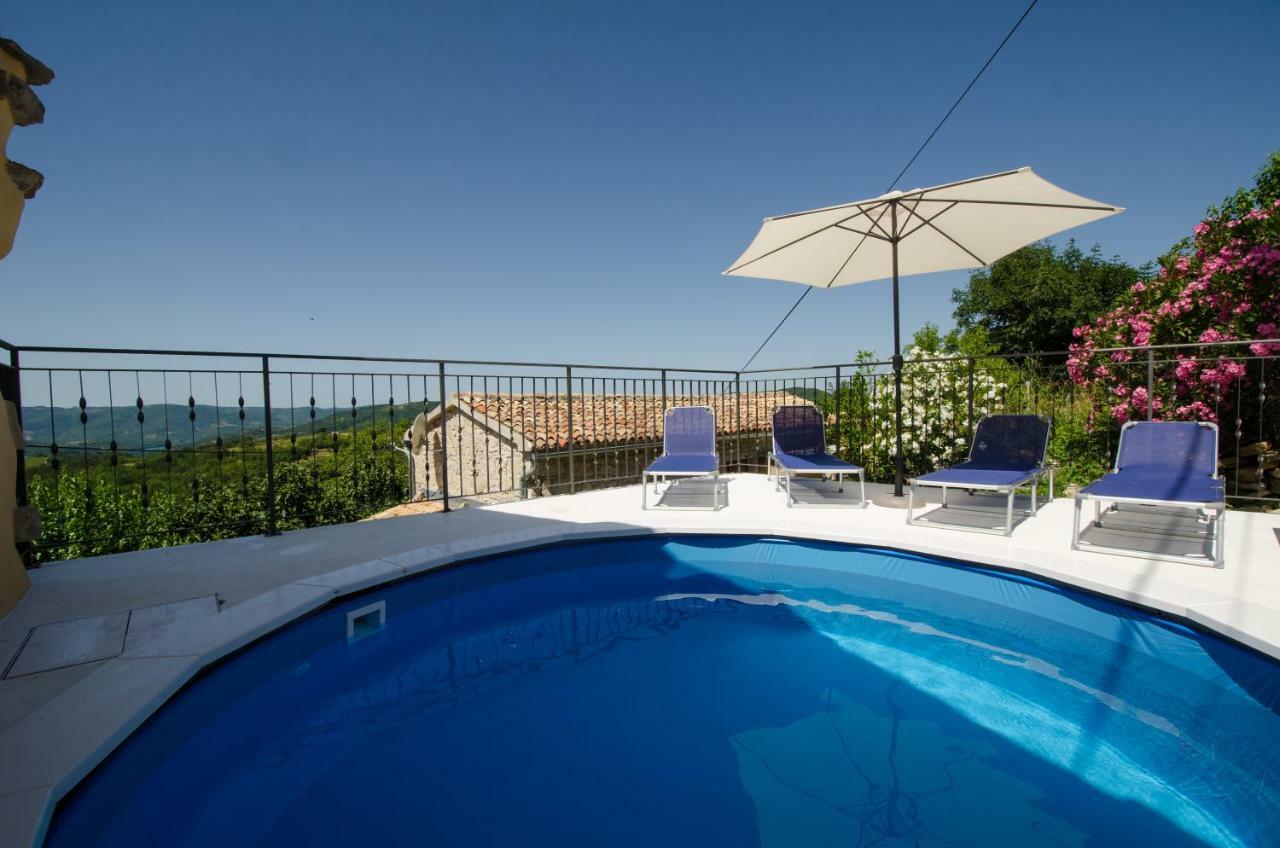 Residence Hidden Heaven Buzet Bagian luar foto